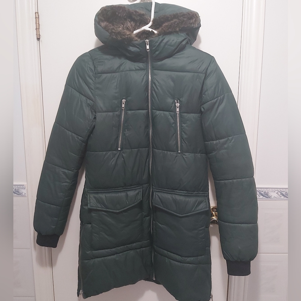 Garage Dark Green Puffer Coat Size Extra Small + Small (XS / S)